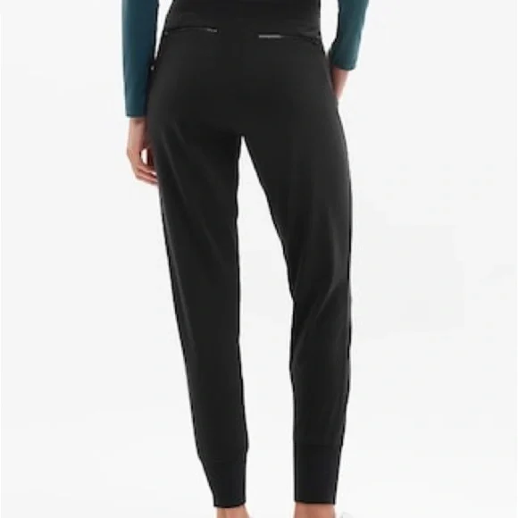 Athleta Venice High Rise Jogger
Size S - Picture 4 of 6
